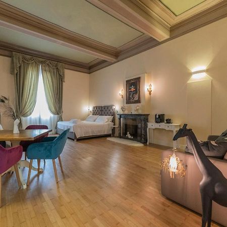 Aldrovandi Luxury Suites And Apartment Bologna Luaran gambar