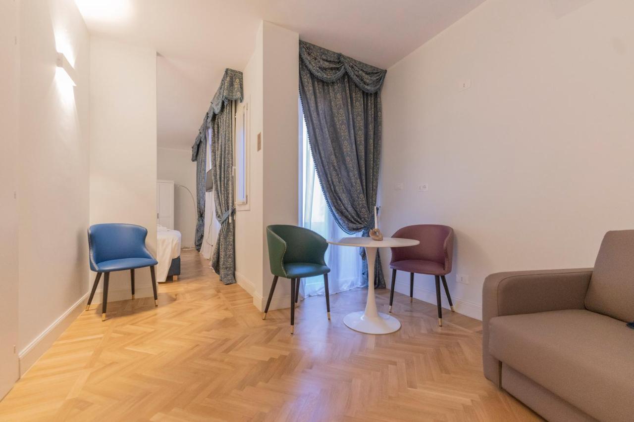 Aldrovandi Luxury Suites And Apartment Bologna Luaran gambar