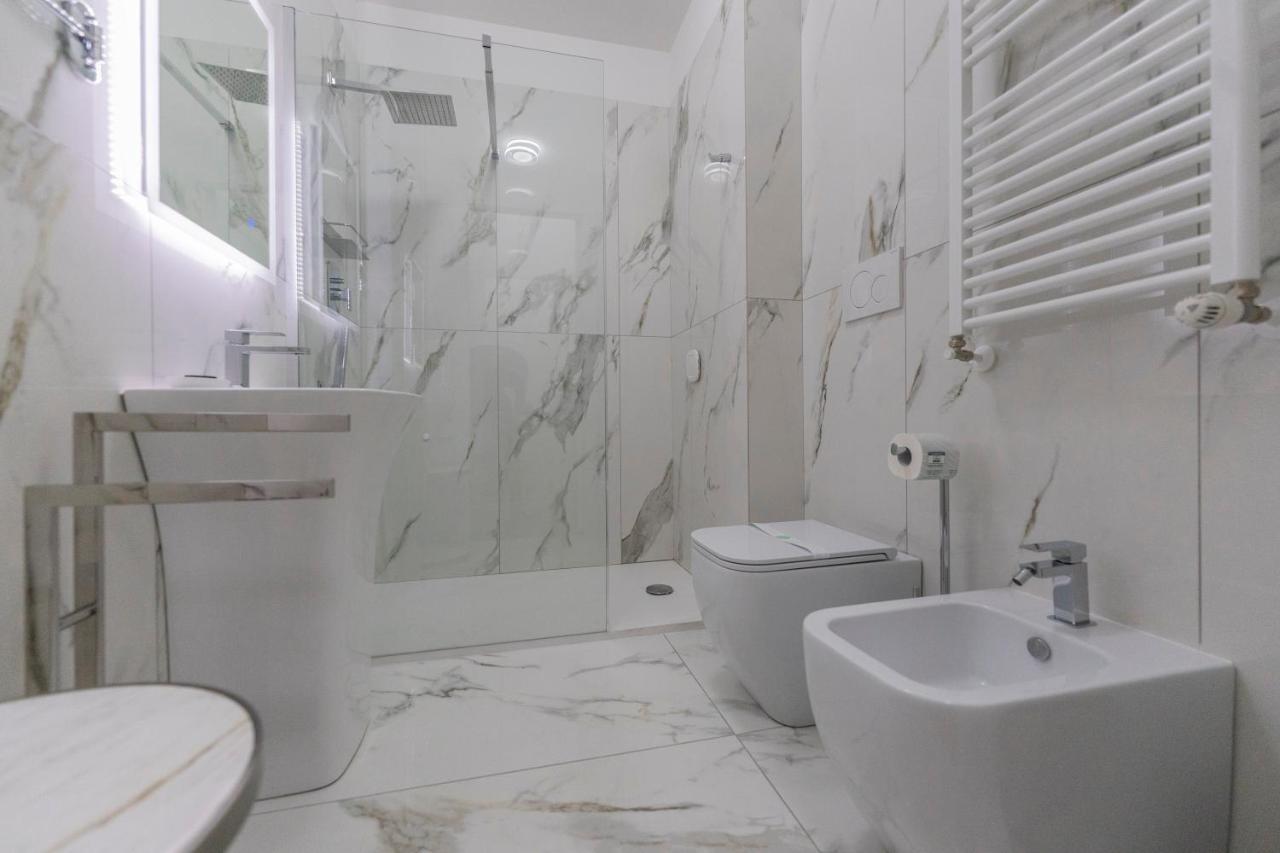 Aldrovandi Luxury Suites And Apartment Bologna Luaran gambar
