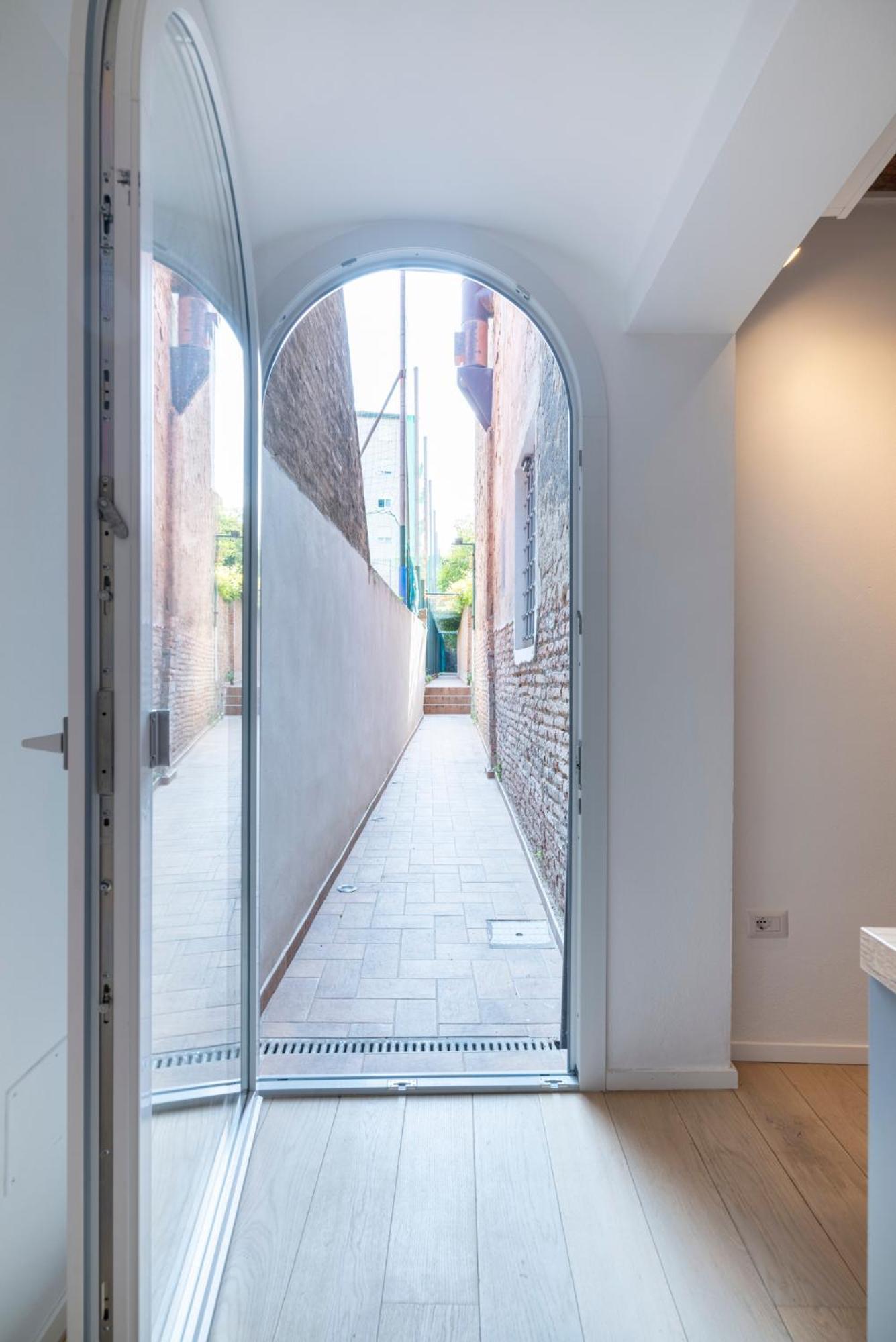 Aldrovandi Luxury Suites And Apartment Bologna Luaran gambar
