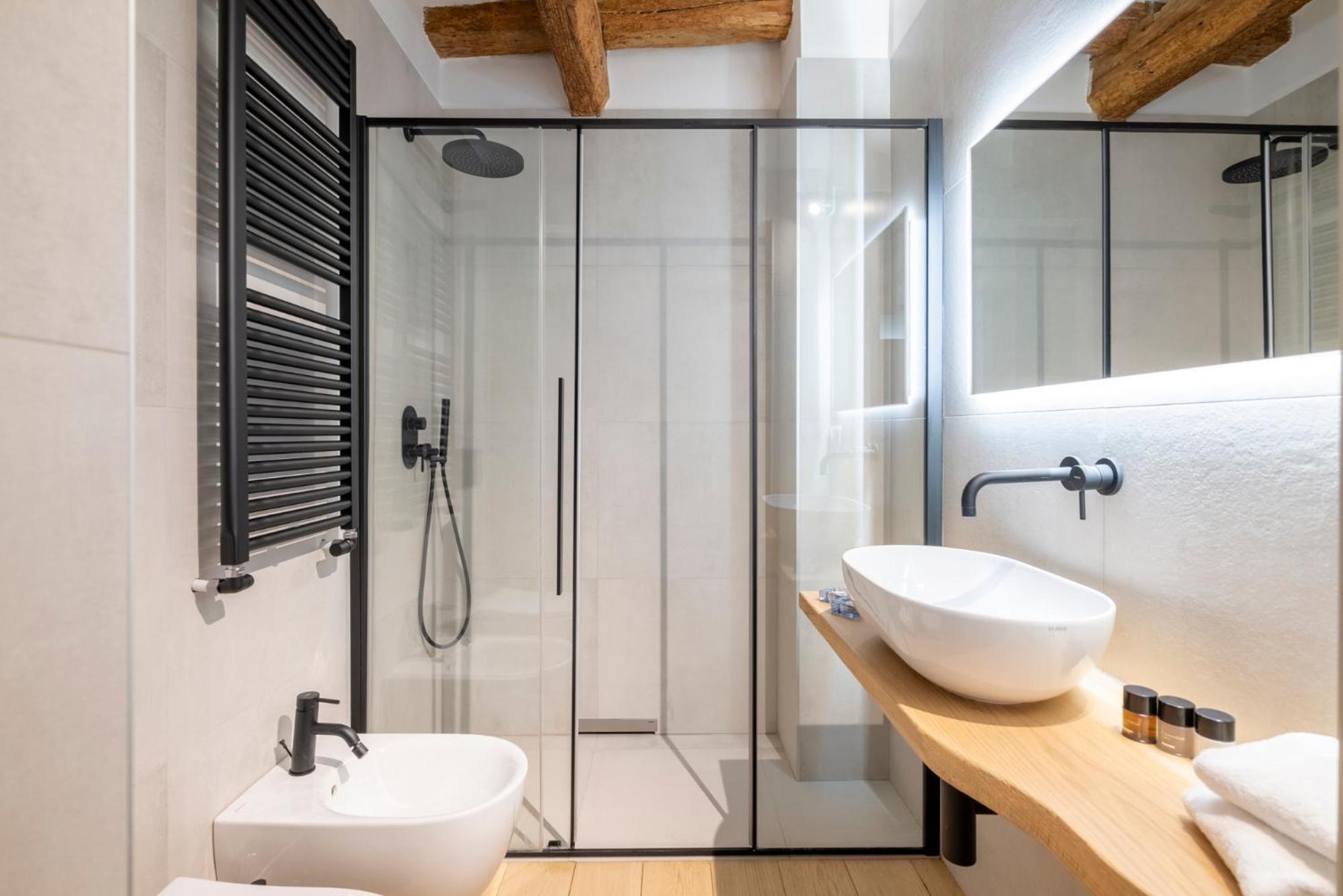 Aldrovandi Luxury Suites And Apartment Bologna Luaran gambar